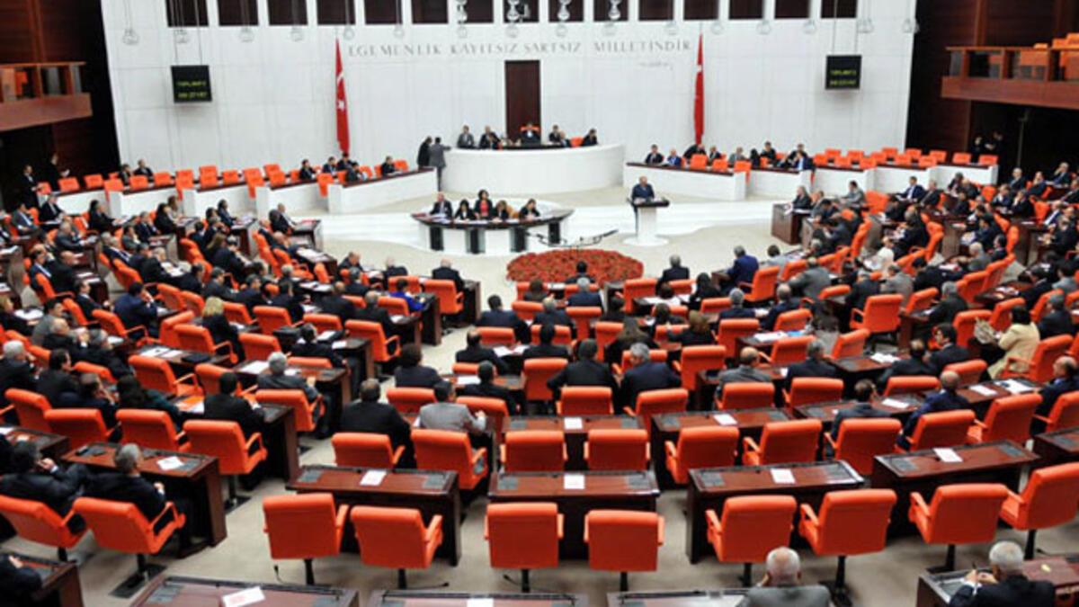 Intrekking immuniteit voor 12 MPS ingediend bij parlement