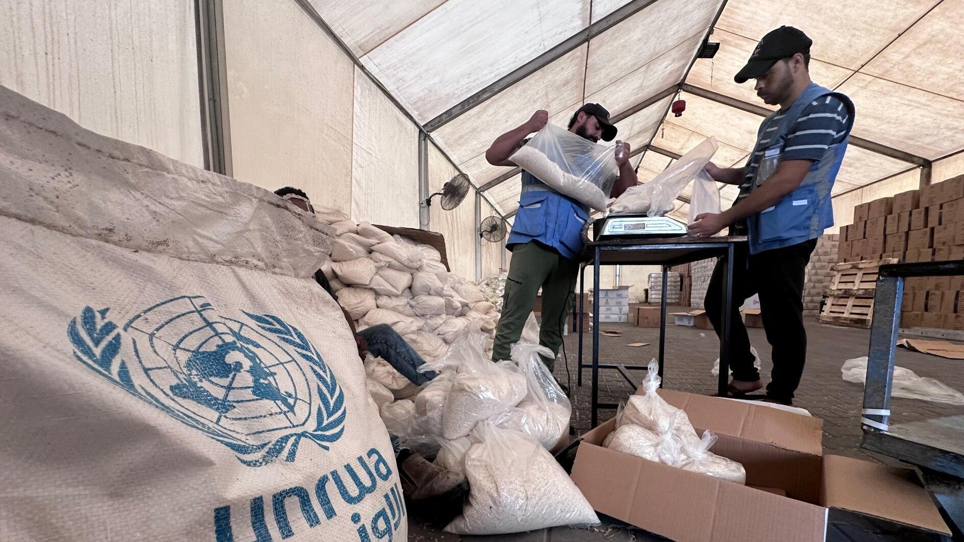 Ankara dringt aan op heroverweging nu belangrijke donoren de financiering van de UNRWA stopzetten