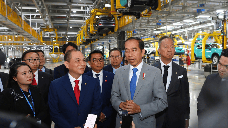 De Indonesische president bezoekt de Vietnamese EV-maker Vinfast