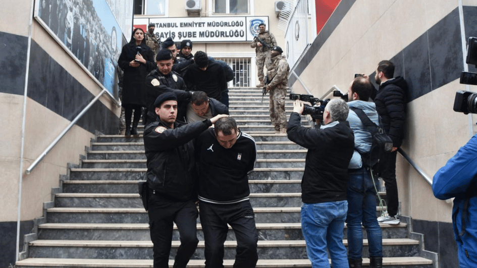 Er komen nieuwe details naar voren over schietpartijen tijdens de AKP-verkiezingsgebeurtenis