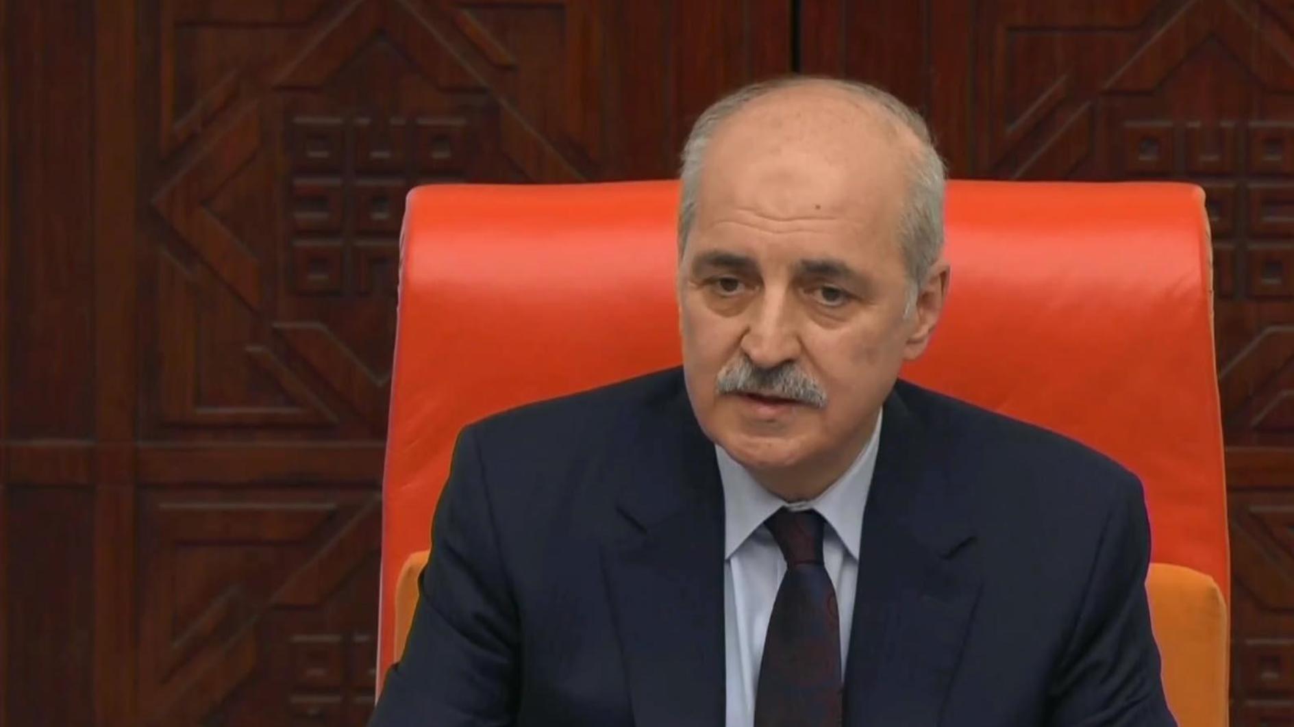 Kurtulmuş zegt dat het parlement constitutionele conflicten moet aanpakken