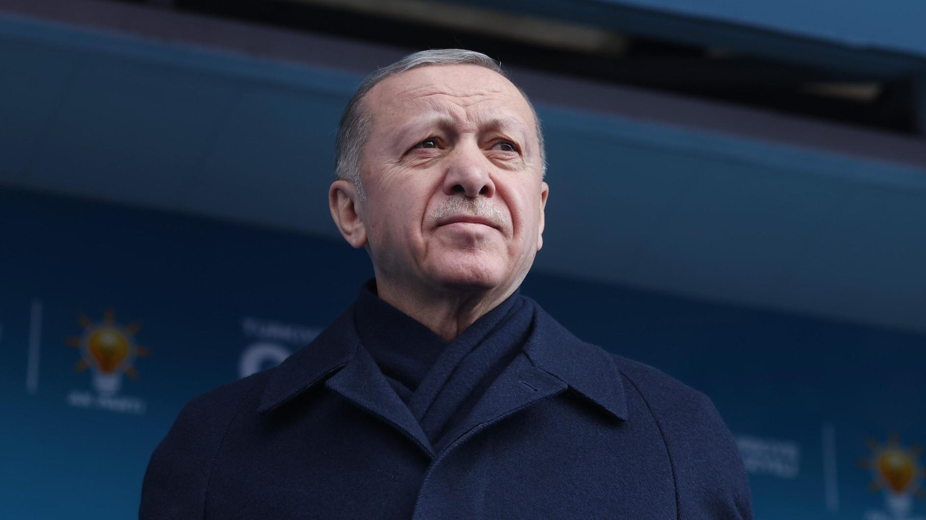Erdoğan zegt dat Türkiye op het punt staat op te stijgen als wereldmacht