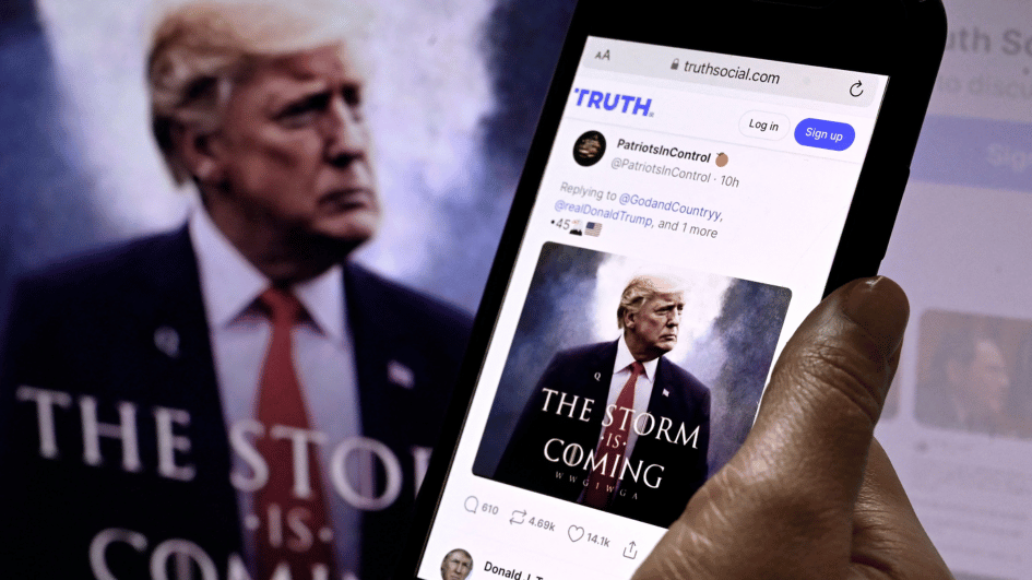 Het socialemediabedrijf van Trump heeft toestemming gegeven om naar de beurs te gaan