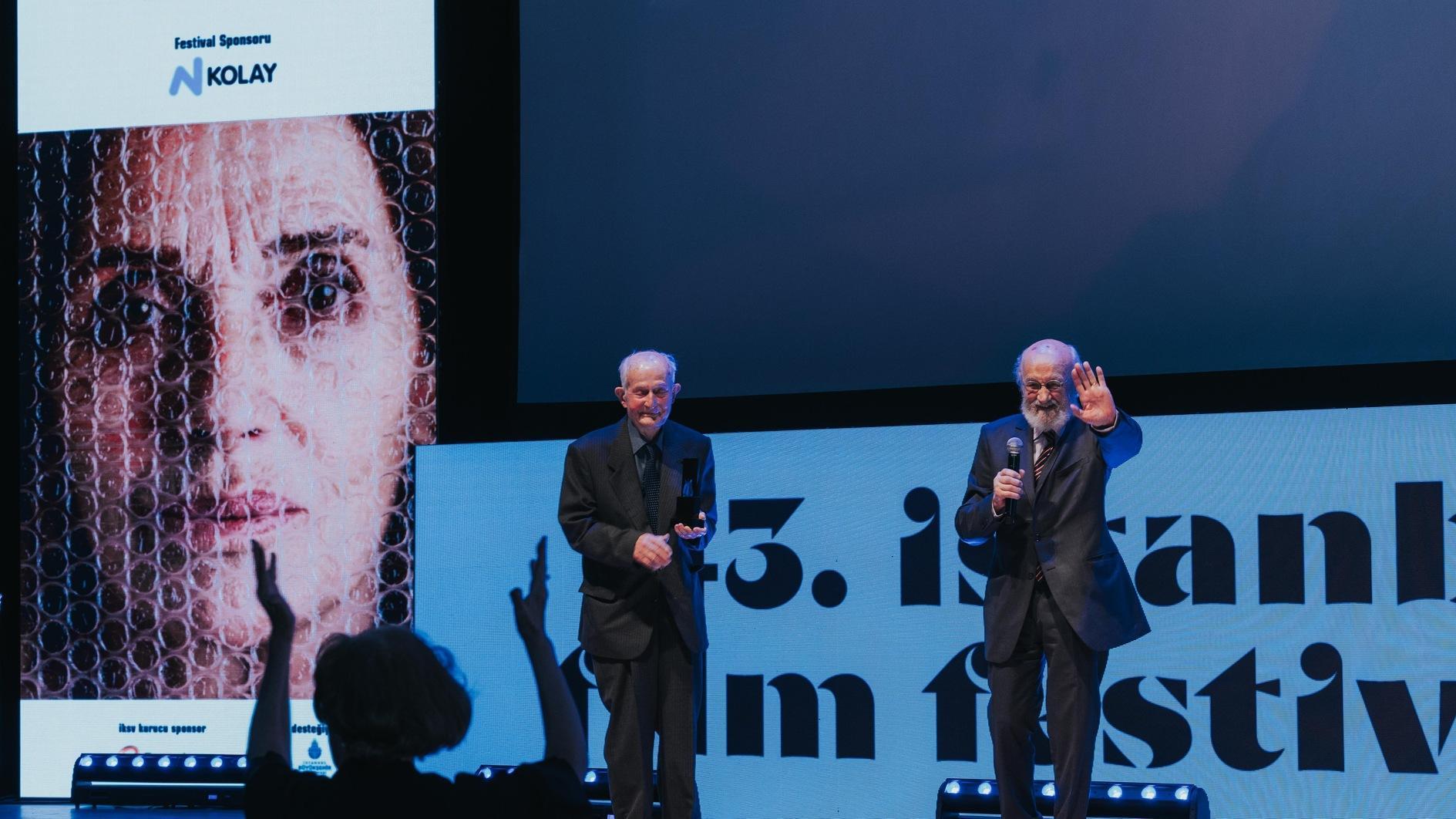Het 43e Filmfestival van Istanbul wordt geopend met een ceremonie