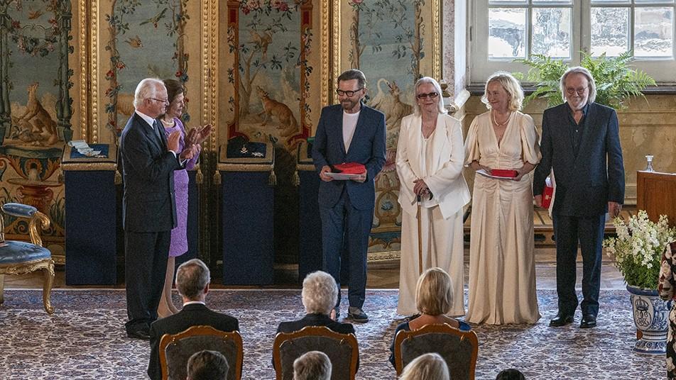 ABBA-leden krijgen koninklijke onderscheidingen